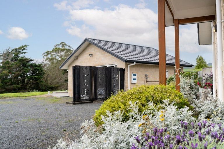 Photo of property in 28 Wrights Road, Raglan, 3295