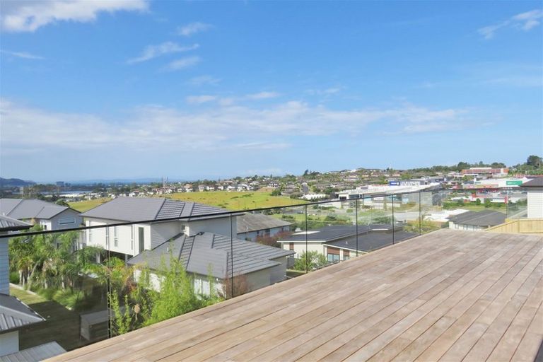 Photo of property in 54 Wainui Road, Silverdale, 0932