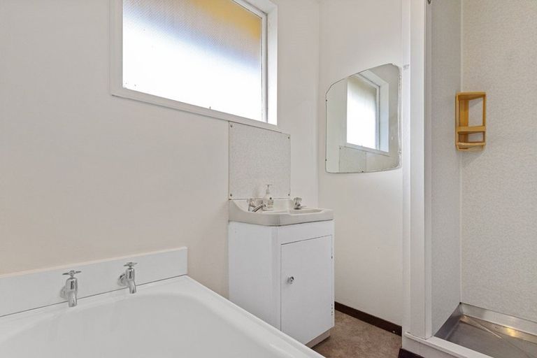 Photo of property in 35 Keighleys Road, Bromley, Christchurch, 8062