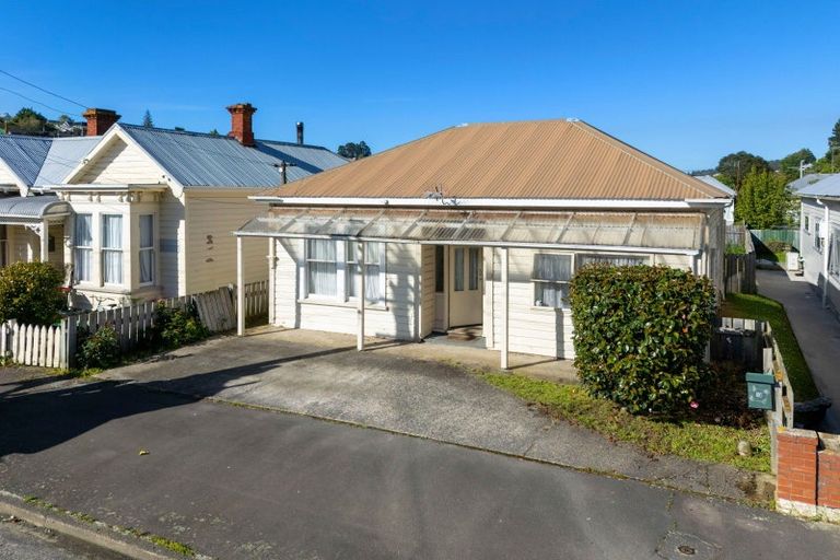 Photo of property in 13 Crown Street, North East Valley, Dunedin, 9010