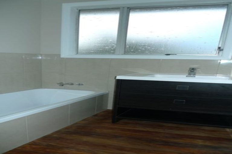 Photo of property in 5 Coates Crescent, Panmure, Auckland, 1072