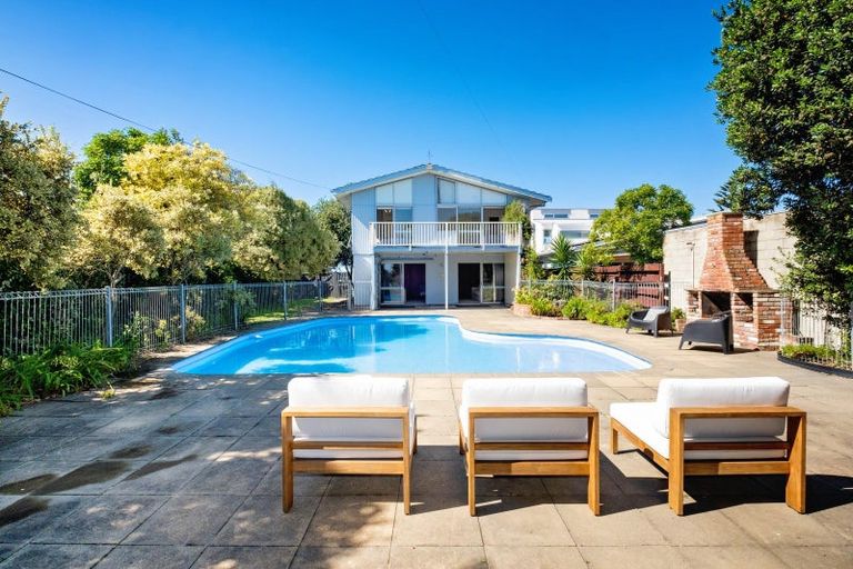 Photo of property in 26 The Esplanade, Westshore, Napier, 4110