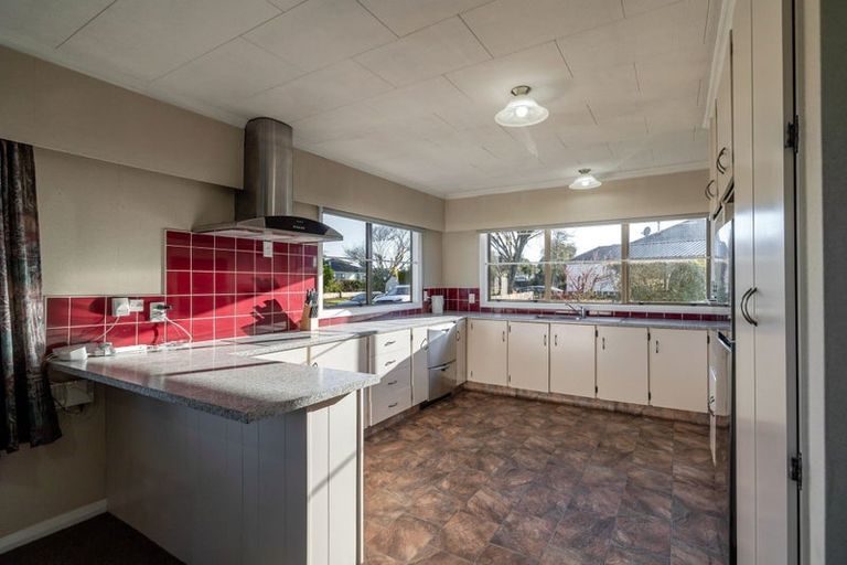 Photo of property in 9 Birmingham Street, Takaro, Palmerston North, 4412