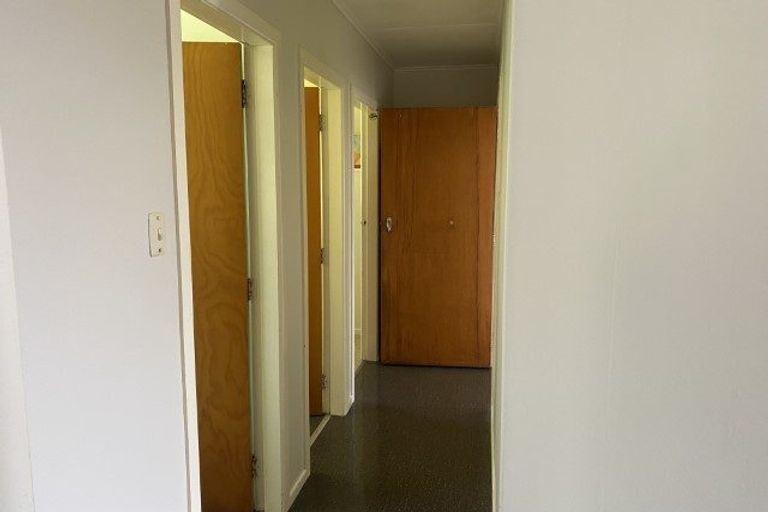 Photo of property in 40 Waihora Crescent, Waitangirua, Porirua, 5024