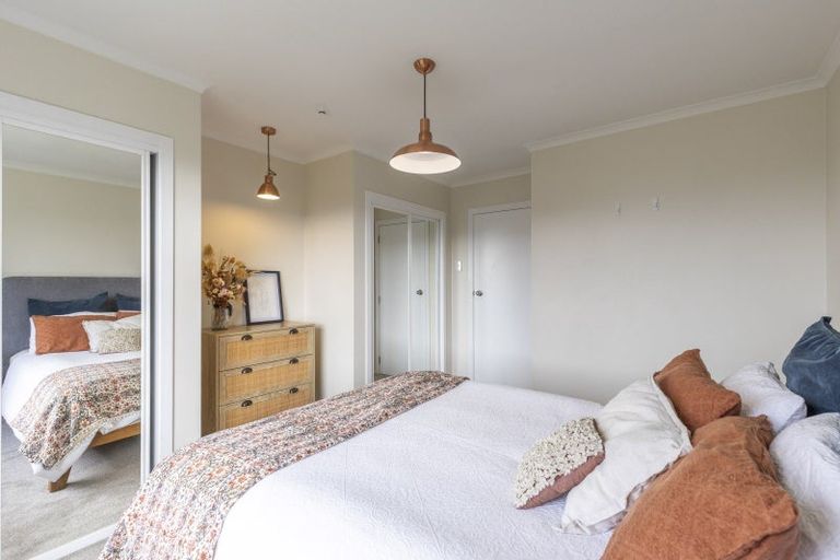 Photo of property in 106b Seaview Road, Westown, New Plymouth, 4310