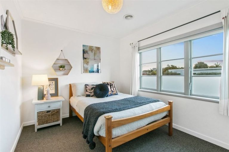 Photo of property in 23 Linwood Avenue, Mount Albert, Auckland, 1025