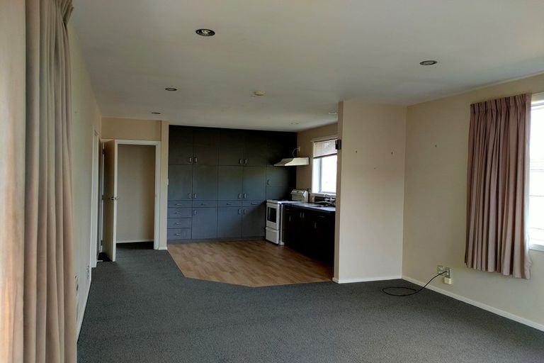 Photo of property in 3/17 Waimairi Road, Upper Riccarton, Christchurch, 8041