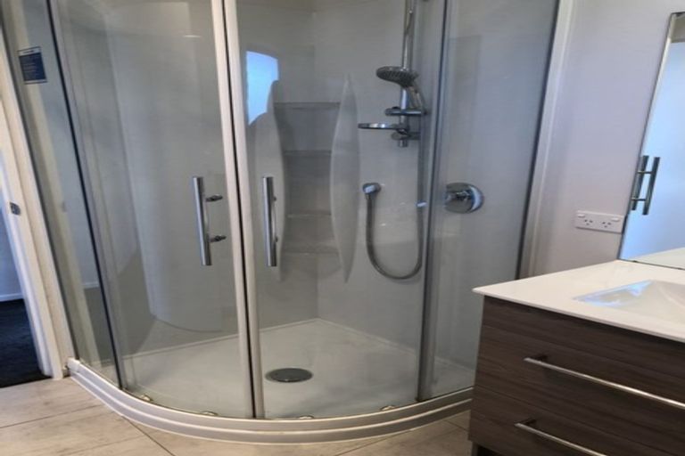 Photo of property in 36a Puriri Road, Pukekohe, 2120