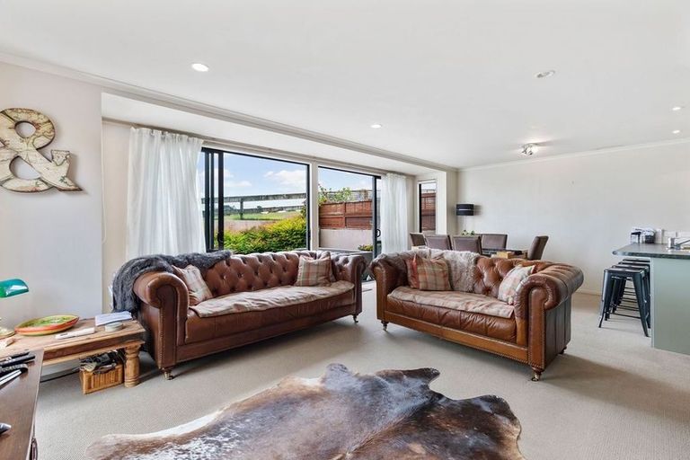 Photo of property in 25 Alverna Heights View, Gulf Harbour, Whangaparaoa, 0930