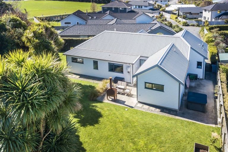 Photo of property in 50 Resolution Drive, Whitby, Porirua, 5024