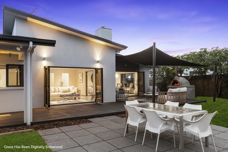 Photo of property in 10 Koro Mews, Papamoa Beach, Papamoa, 3118