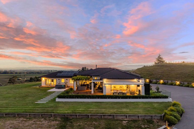 Photo of property in 23 Wheatley Road, Waiohiki, Napier, 4183