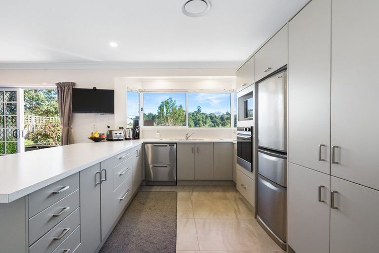 Photo of property in 10 Pohutukawa Place, Maunu, Whangarei, 0110