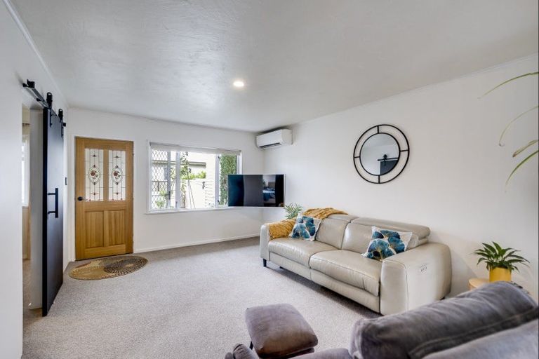 Photo of property in 3/245 Kennedy Road, Onekawa, Napier, 4110