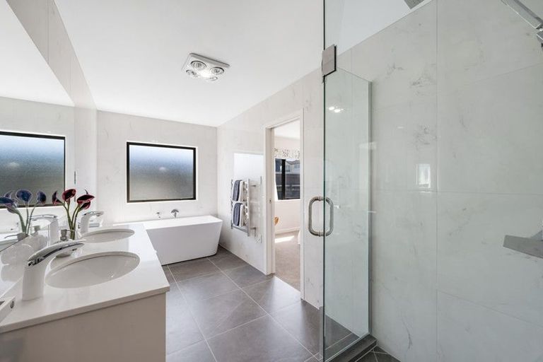 Photo of property in 48 Eighth View Avenue, Beachlands, Auckland, 2018