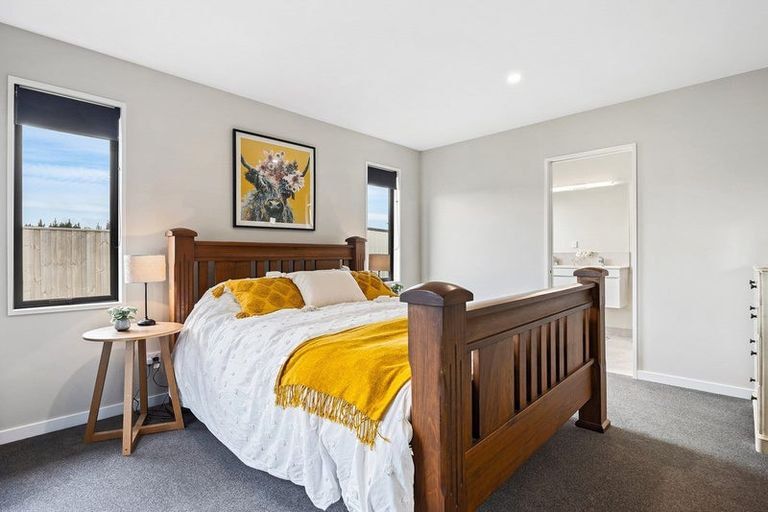 Photo of property in 13 Merino Crescent, Amberley, 7410