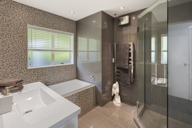 Photo of property in 7 Chippewa Place, Conifer Grove, Takanini, 2112