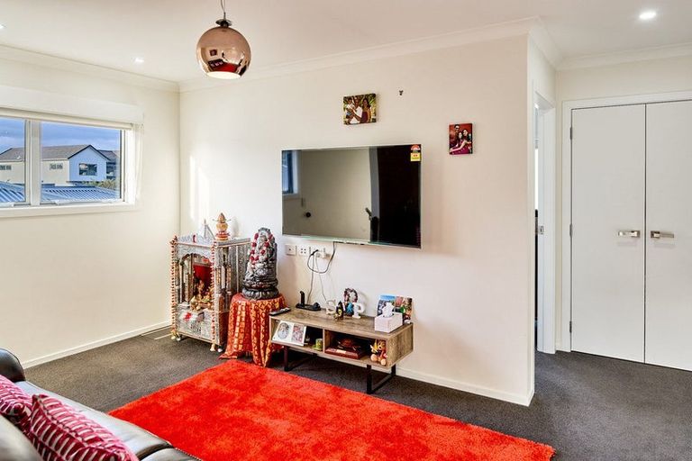 Photo of property in 8 Taiko Place, Kenepuru, Porirua, 5022