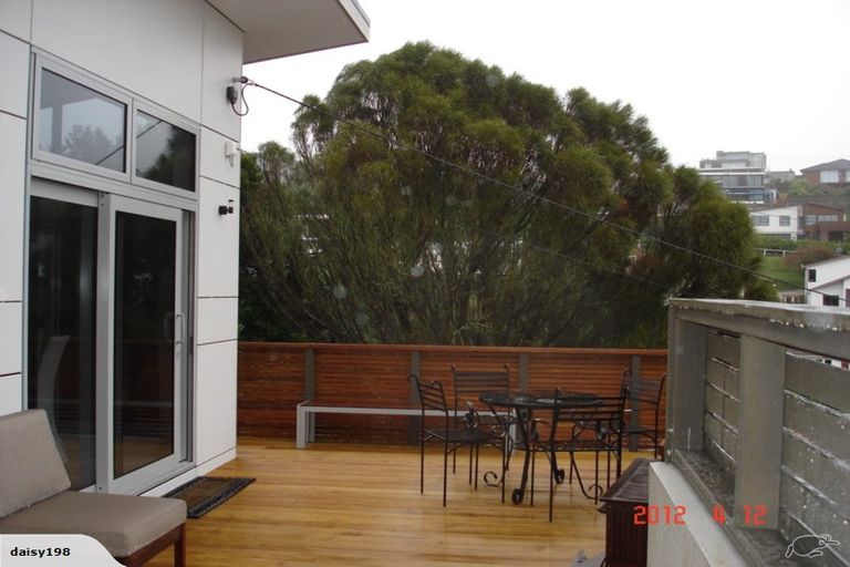 Photo of property in 3a Shalimar Crescent, Khandallah, Wellington, 6035