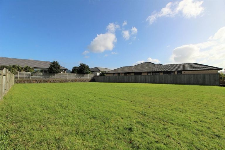 Photo of property in 12 Leeward Drive, Whitianga, 3510