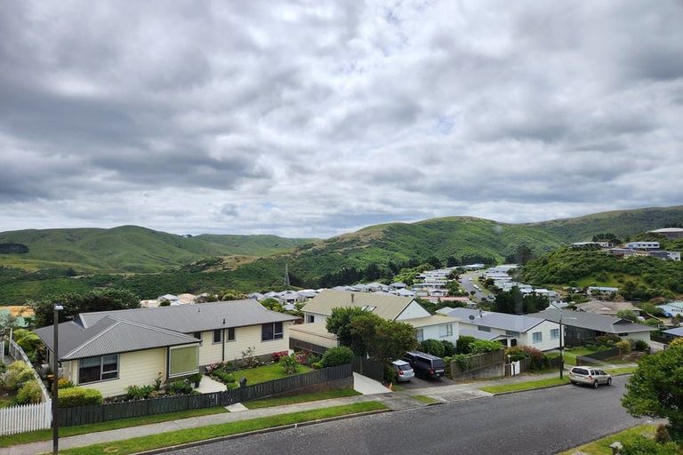 Photo of property in 1 Lindis Close, Kelson, Lower Hutt, 5010