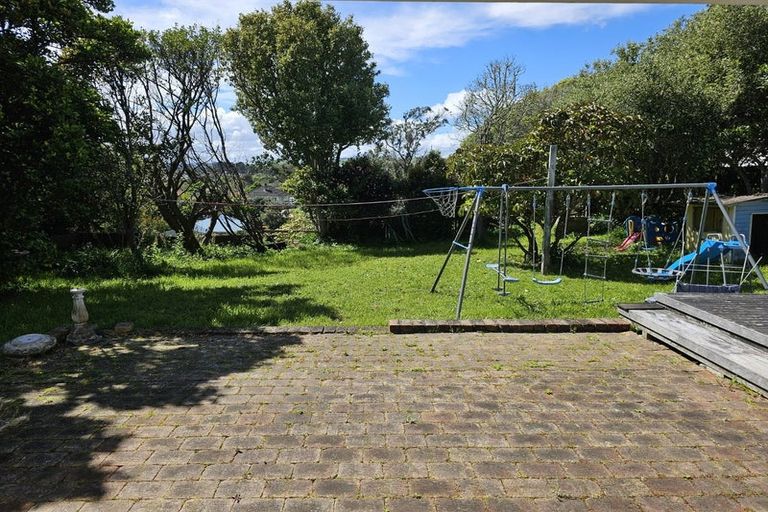 Photo of property in 35 Awatea Street, Ranui, Porirua, 5024