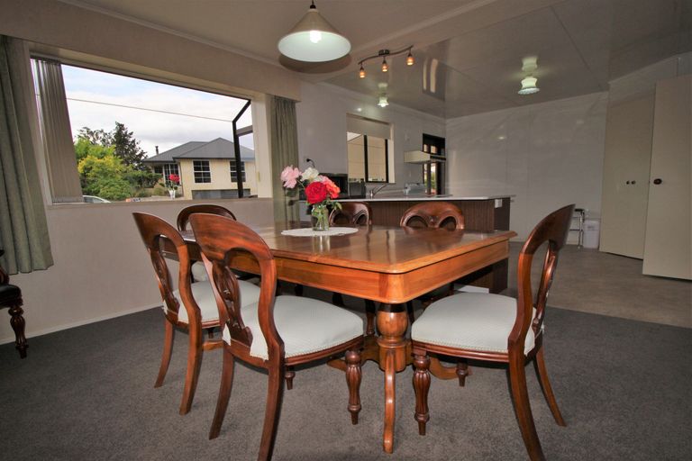 Photo of property in 73 Newcastle Street, Clyde, 9330