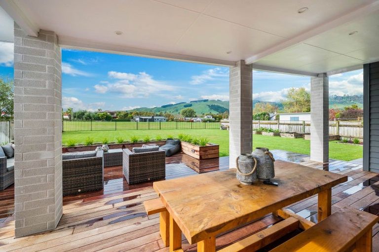 Photo of property in 69 Montgomery Crescent, Kinloch, Taupo, 3377