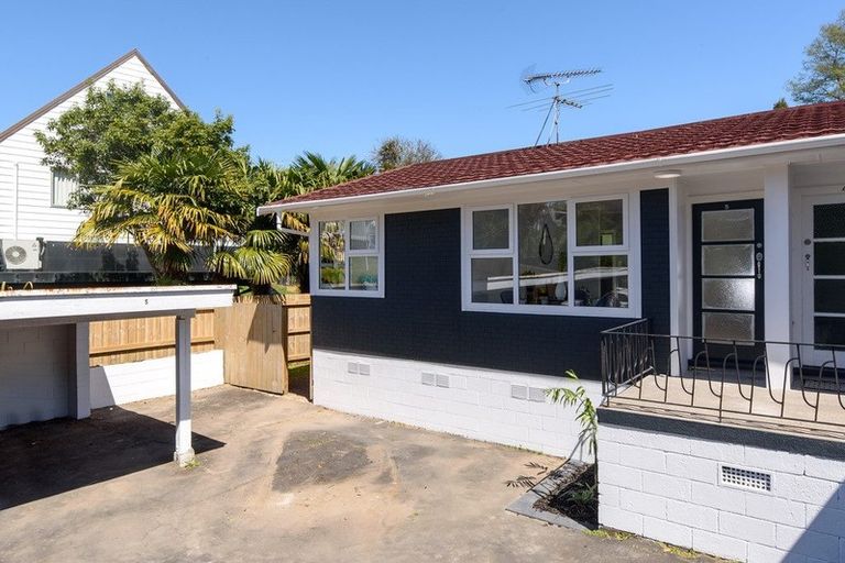 Photo of property in 5/119 Seabrook Avenue, New Lynn, Auckland, 0600
