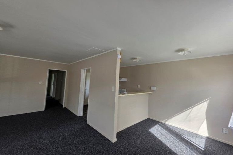 Photo of property in 2 Wallace Crescent, Glenholme, Rotorua, 3010