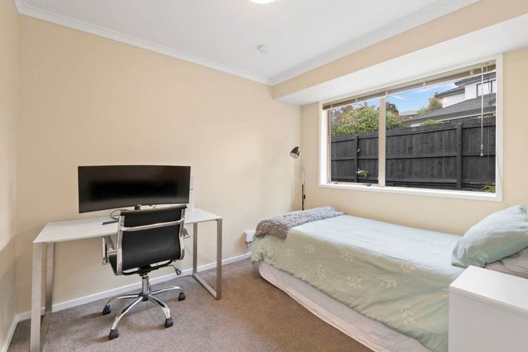 Photo of property in 20 Roberta Crescent, Orewa, 0931