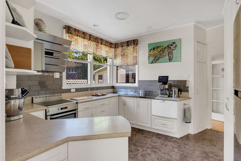 Photo of property in 27 Marian Drive, Inner Kaiti, Gisborne, 4010