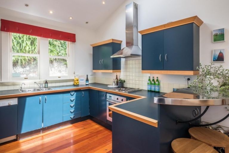 Photo of property in 71 Sar Street, Wadestown, Wellington, 6012