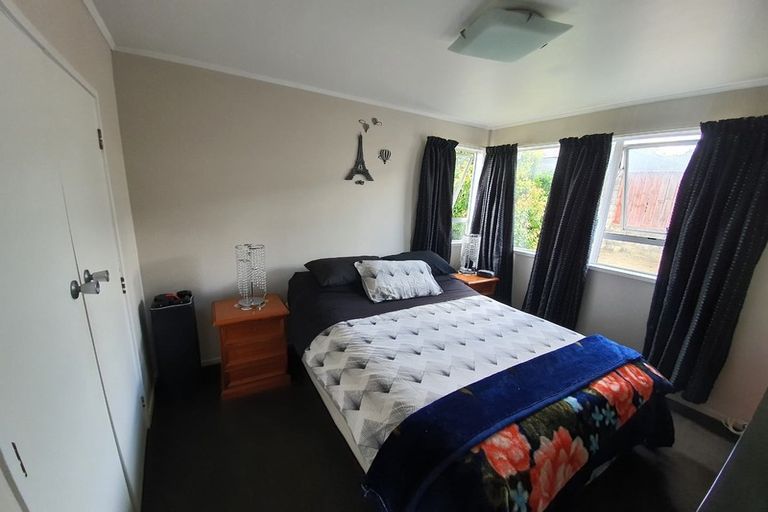 Photo of property in 37 Boundary Road, Opaheke, Papakura, 2113