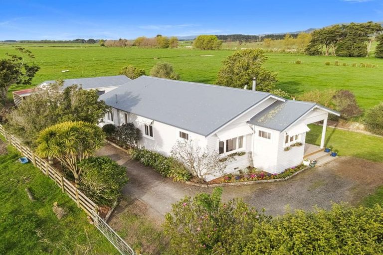 Photo of property in 90 Tane Road, Tokomaru, Palmerston North, 4474