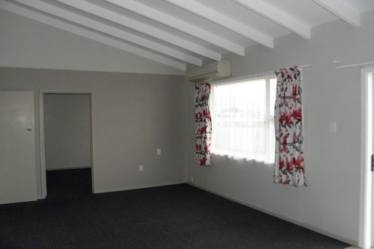 Photo of property in 130 Kew Road, Kew, Invercargill, 9812