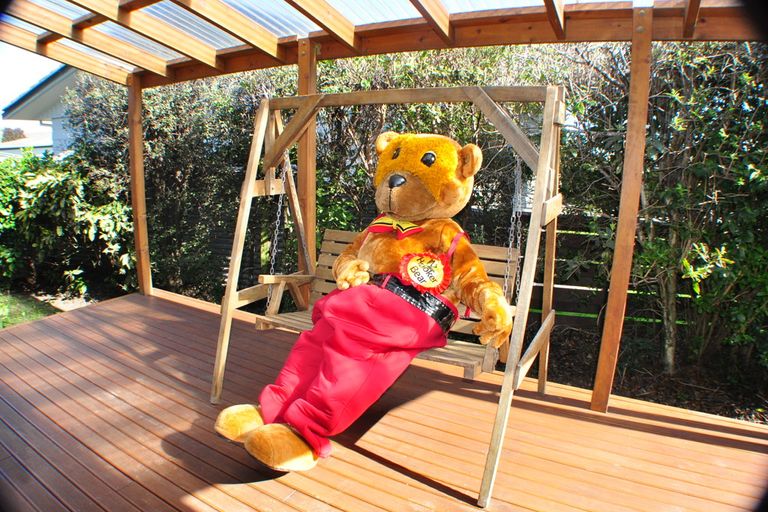 Photo of property in 129 Apollo Parade, Milson, Palmerston North, 4414