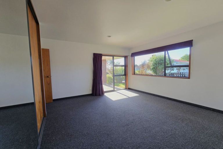 Photo of property in 16 Gibson Street, Ross, 7812