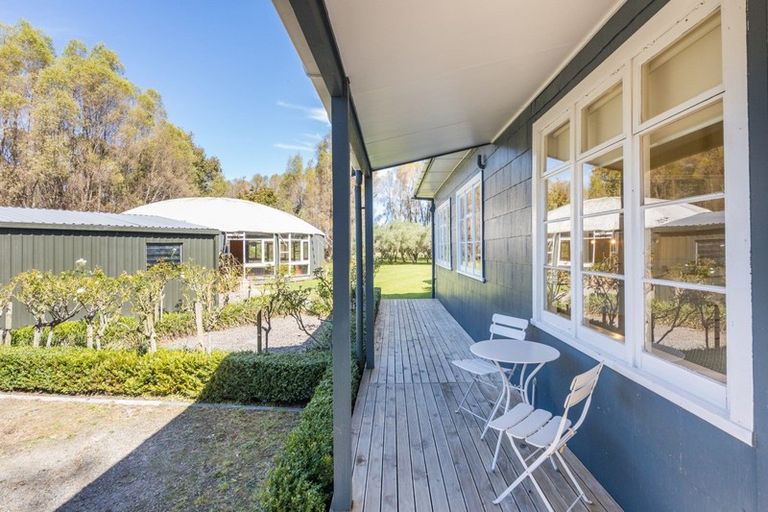 Photo of property in 1633 State Highway 3, Awahuri, Palmerston North, 4476