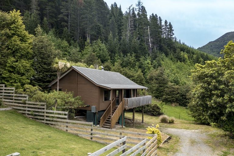 Photo of property in 22 Acheron Heights, Hanmer Springs, 7334