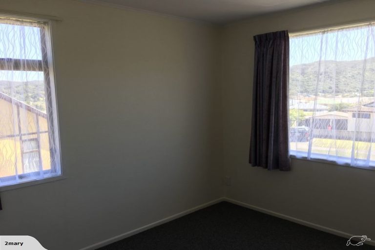 Photo of property in 24 Antrim Crescent, Wainuiomata, Lower Hutt, 5014