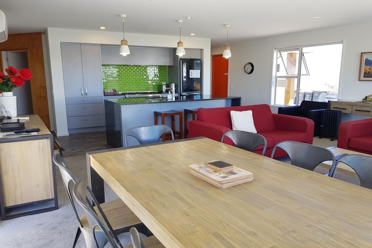 Photo of property in 5 Rankin Rise, Lake Tekapo, 7999