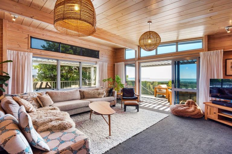 Photo of property in 145 Karewa Parade, Papamoa Beach, Papamoa, 3118