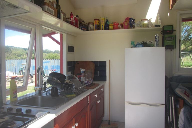 Photo of property in 1014 Mangakuri Road, Omakere, Waipawa, 4271