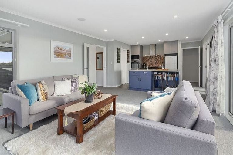 Photo of property in 12 Ken Douglas Drive, Aotea, Porirua, 5024