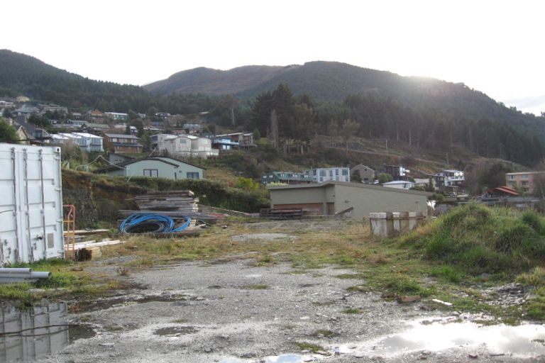 Photo of property in 3 Matau Place, Fernhill, Queenstown, 9300