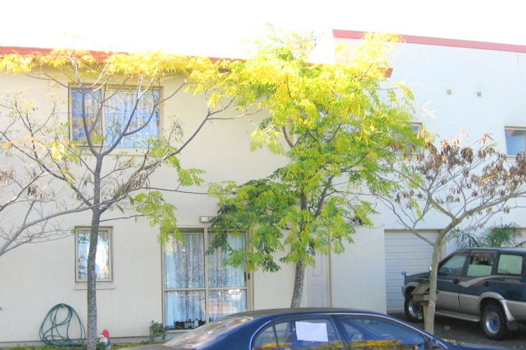 Photo of property in 3 Lockington Avenue, Henderson, Auckland, 0612