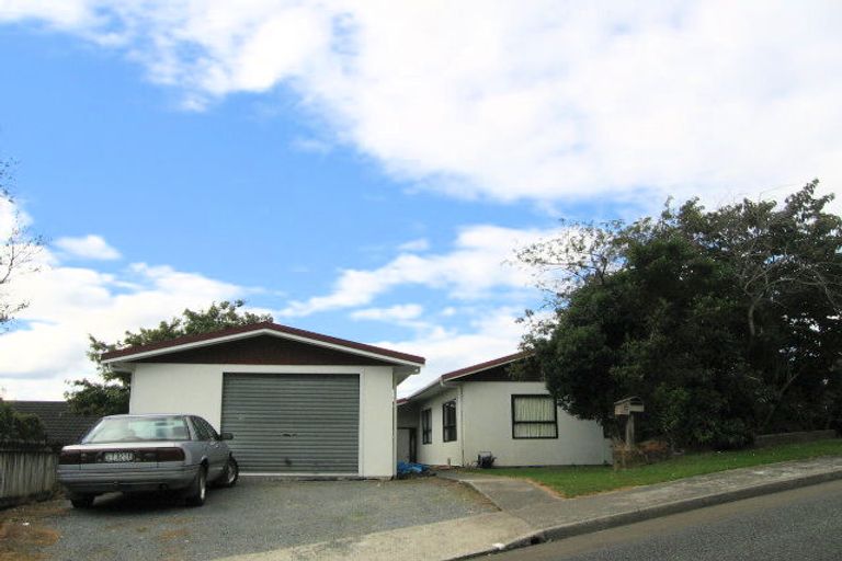 Photo of property in 5 Dunleith Grove, Silverstream, Upper Hutt, 5019
