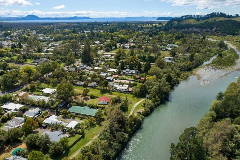 Photo of property in 2/217 Taupahi Road, Turangi, 3334