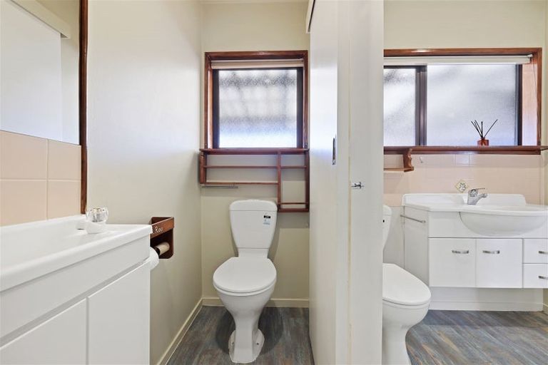 Photo of property in 65 Waimairi Road, Upper Riccarton, Christchurch, 8041